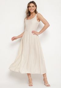 Born2be - Beżowa Wiskozowa Sukienka o Rozkloszowanym Kroju Milareina. Okazja: na co dzień. Kolor: beżowy. Materiał: wiskoza. Długość rękawa: długi rękaw. Wzór: aplikacja. Typ sukienki: rozkloszowane. Styl: elegancki, casual #1