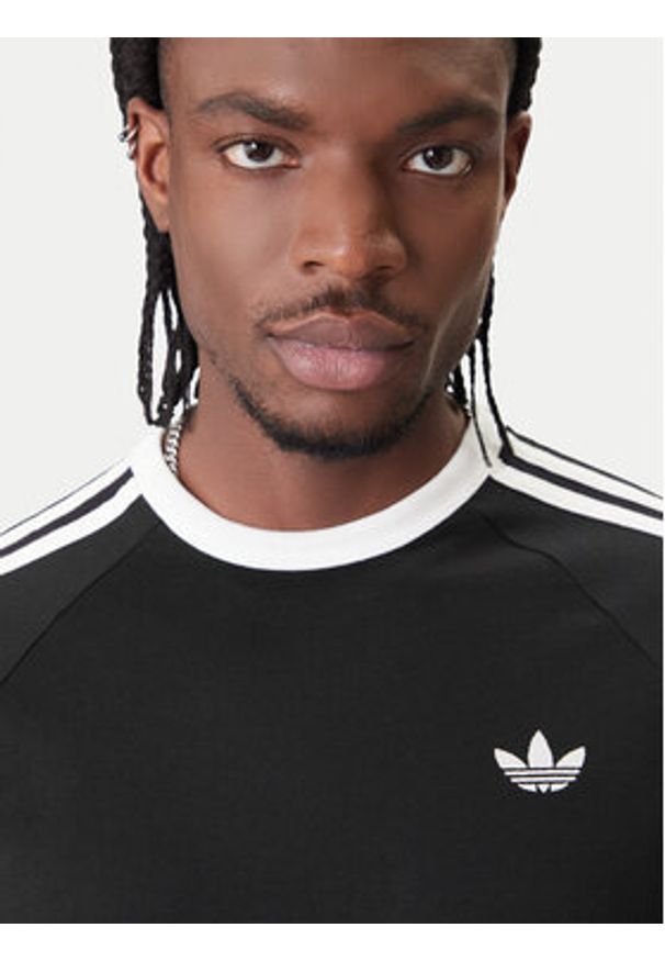 Adidas - adidas T-Shirt 3-Stripes KE3538 Czarny Regular Fit. Kolor: czarny. Materiał: bawełna