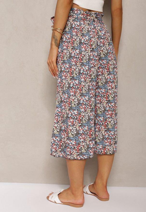 Renee - Czarno-Różowe Spodnie z Szerokimi Nogawkami High Waist z Bawełną Paskiem i Gumką w Talii Drosofia. Okazja: na co dzień. Stan: podwyższony. Kolor: czarny. Materiał: bawełna. Styl: elegancki, casual