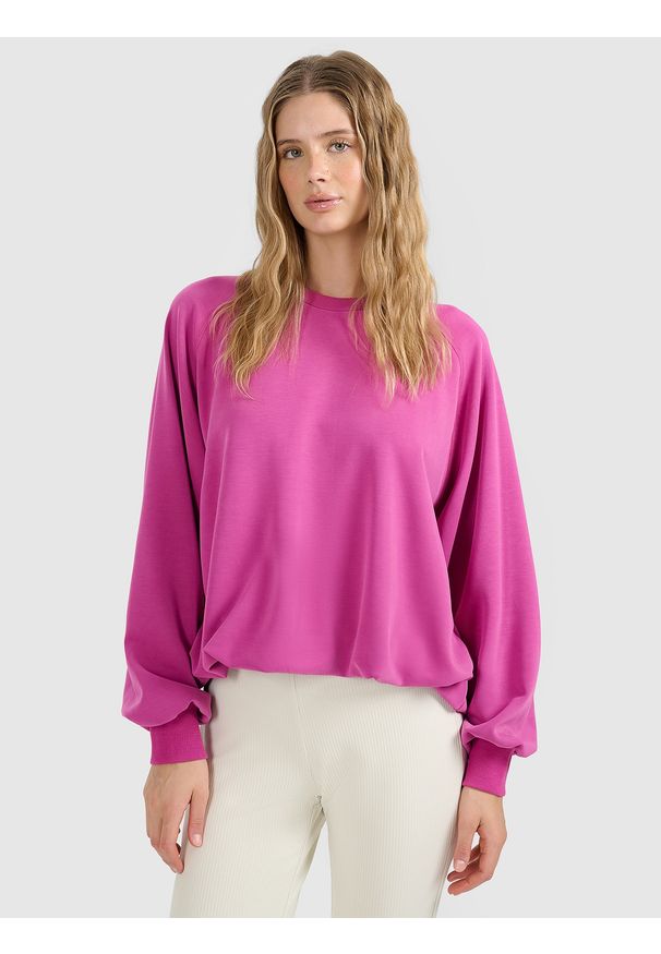 4f - 4F Bluza dresowa nierozpinana z modalem damska - różowa M. Okazja: na co dzień. Kolor: różowy. Materiał: dresówka. Styl: casual
