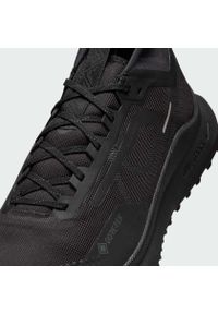 Nike - Buty do biegania męskie NIKE REACT PEGASUS TRAIL 4 GORE-TEX. Okazja: na co dzień, do pracy, na spacer. Kolor: czarny. Technologia: Gore-Tex. Sport: turystyka piesza #4