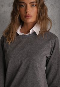 Renee - Ciemnoszara Casualowa Bluza z Bawełną Akko. Okazja: na co dzień. Kolor: szary. Materiał: bawełna. Styl: casual #5