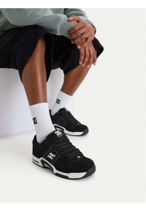 DC Shoes Sneakersy EO-AT-2 DC02906001 Czarny. Kolor: czarny. Materiał: nubuk, skóra