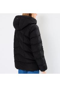 Geox - Kurtka GEOX W4628P T3144 Czarny. Kolor: czarny. Materiał: tkanina, puch. Sport: turystyka piesza
