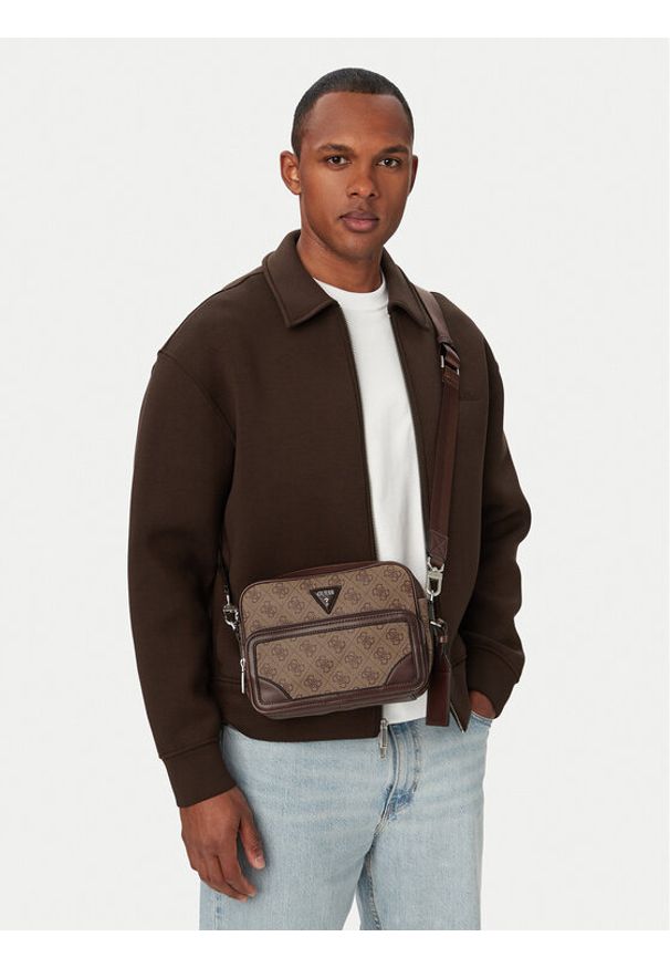 Guess Saszetka Milano HMMIL LP6222 Brązowy. Kolor: brązowy. Materiał: skóra