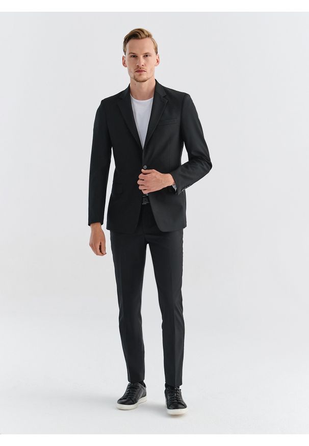 Pako Lorente - PAKO LORENTE – Spodnie garniturowe w kolorze czarnym. Kolor: czarny. Materiał: wełna, poliester, elastan
