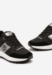 Born2be - Czarne Sneakersy z Błyszczącymi Wstawkami na Grubej Podeszwie Lintessa. Nosek buta: okrągły. Zapięcie: sznurówki. Kolor: czarny. Materiał: materiał. Obcas: na obcasie. Wysokość obcasa: niski #5