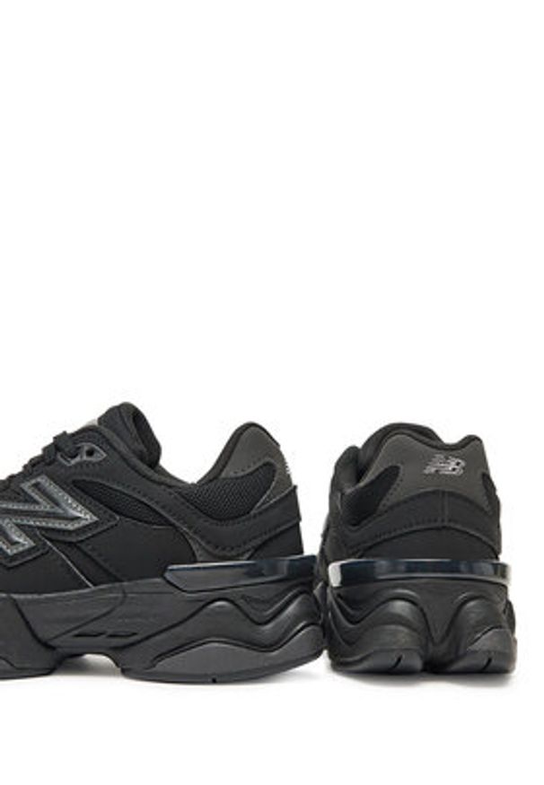 New Balance Sneakersy GC9060GE Czarny. Kolor: czarny. Materiał: zamsz, skóra