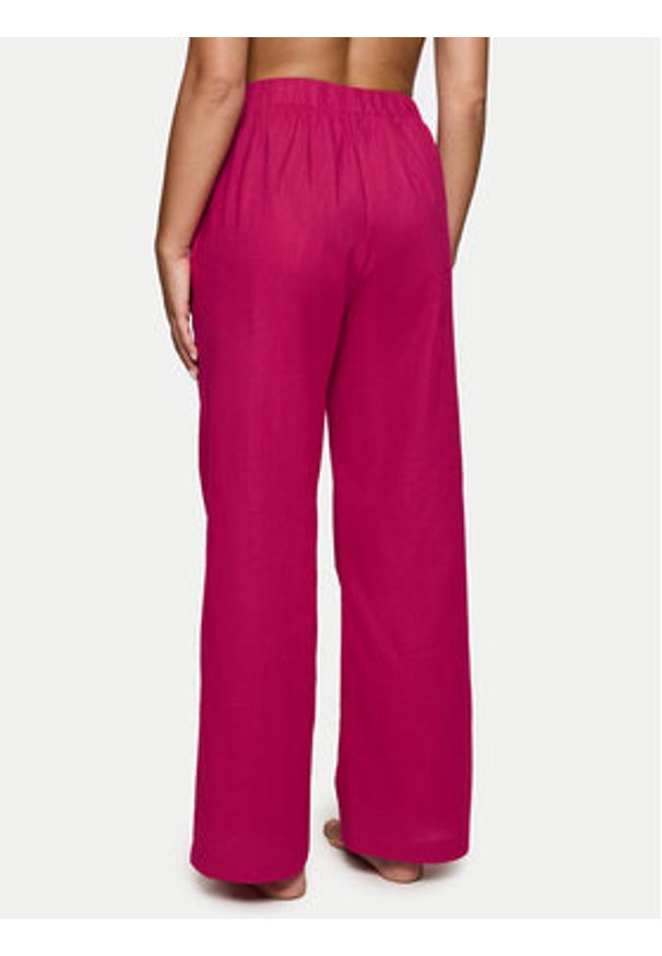 Triumph Spodnie materiałowe Summer 10222571 Różowy Relaxed Fit. Kolor: różowy. Materiał: bawełna