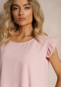 Renee - Różowa Koszulka Top bez Rękawów z Ozdobnymi Falbankami Wiollia. Typ kołnierza: kołnierz z falbankami. Kolor: różowy. Materiał: tkanina. Długość rękawa: bez rękawów. Sezon: lato #4