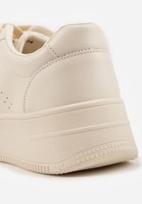 Born2be - Beżowe Sneakersy na Platformie Agnenia. Kolor: beżowy. Obcas: na platformie #8