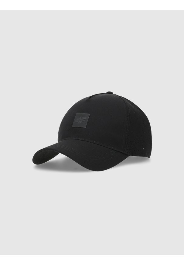 4f - Czapka z daszkiem strapback uniseks - czarna. Kolor: czarny. Materiał: syntetyk, materiał. Sezon: lato. Styl: sportowy, casual, klasyczny