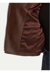 Guess Kurtka z imitacji skóry W5YL19 WHDS0 Brązowy Regular Fit. Kolor: brązowy. Materiał: skóra