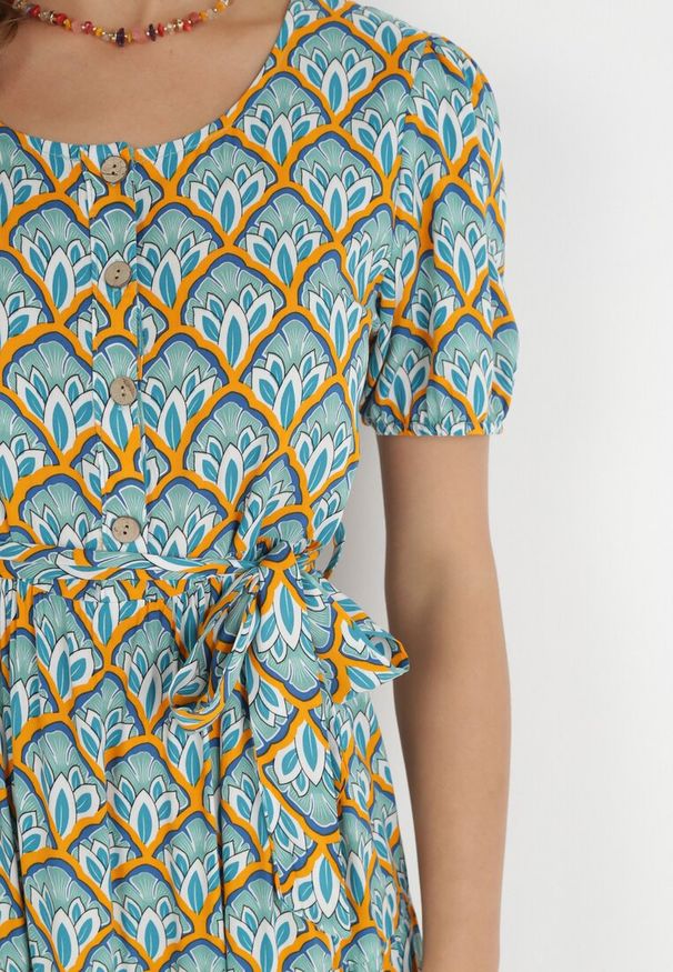 Born2be - Miętowa Sukienka Melenope. Kolor: miętowy. Materiał: wiskoza, tkanina, materiał. Długość rękawa: krótki rękaw. Wzór: nadruk, kolorowy. Styl: wakacyjny, klasyczny. Długość: maxi