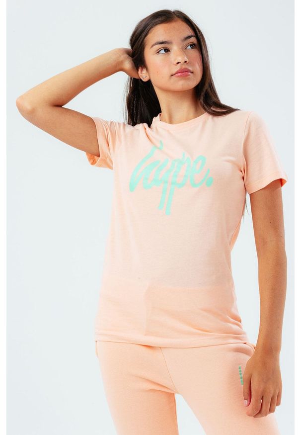 Hype T-shirt bawełniany dziecięcy kolor różowy. Okazja: na co dzień. Kolor: różowy. Materiał: bawełna. Wzór: nadruk. Styl: casual