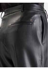 Hugo - HUGO Spodnie z imitacji skóry Hamunelle-1 50546824 Czarny Flare Fit. Kolor: czarny. Materiał: skóra #5