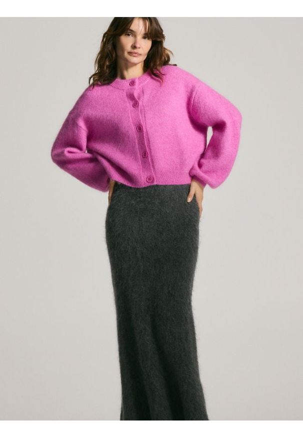 Reserved - Kardigan z wełną - intensywny róż. Kolor: różowy. Materiał: wełna