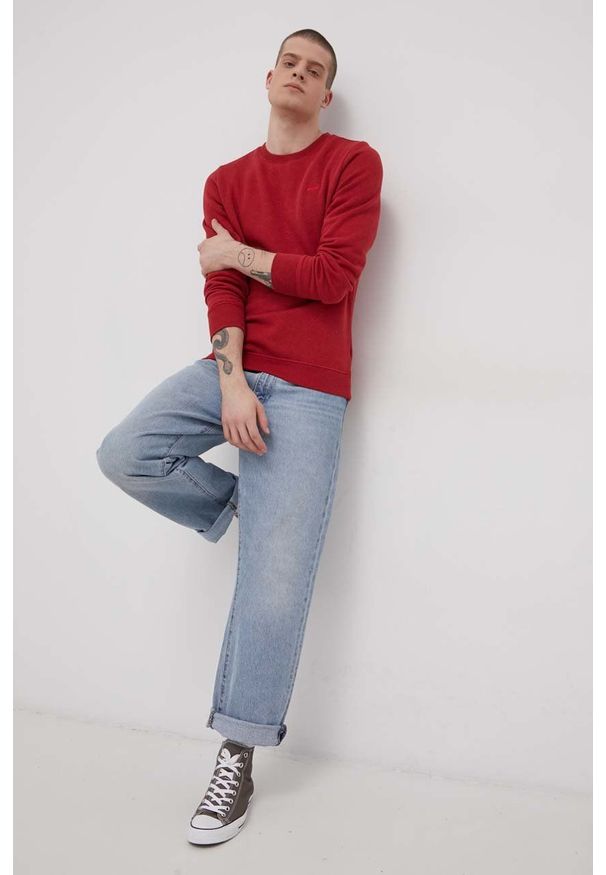Superdry Bluza męska kolor czerwony gładka. Okazja: na co dzień. Kolor: czerwony. Materiał: dzianina. Wzór: gładki. Styl: casual