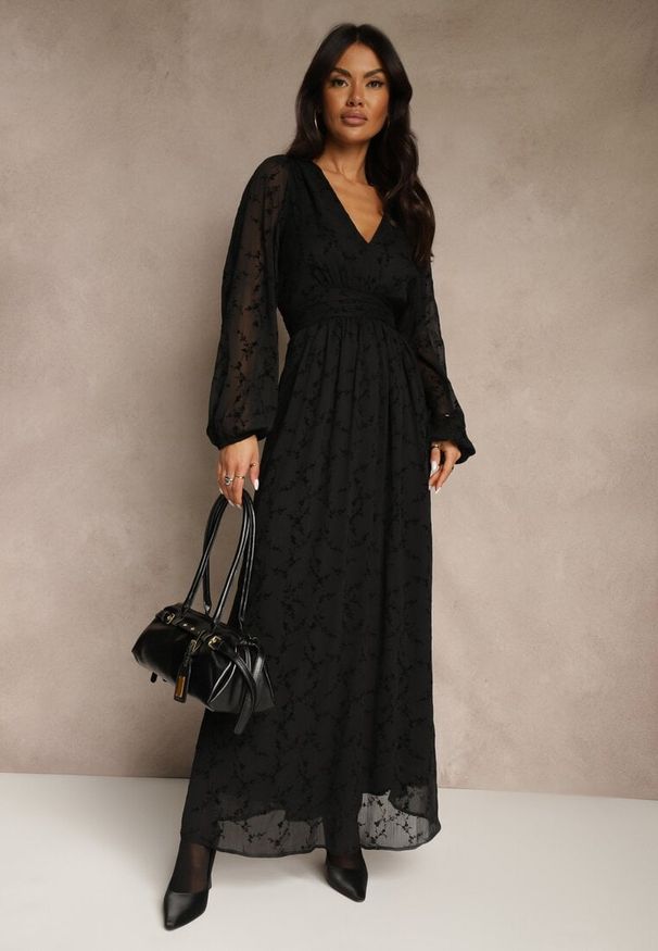 Renee - Czarna Rozkloszowana Sukienka z Siateczki w Kwiatowy Wzór Fezuna. Kolekcja: plus size. Kolor: czarny. Materiał: poliester, materiał. Wzór: kwiaty. Typ sukienki: dla puszystych