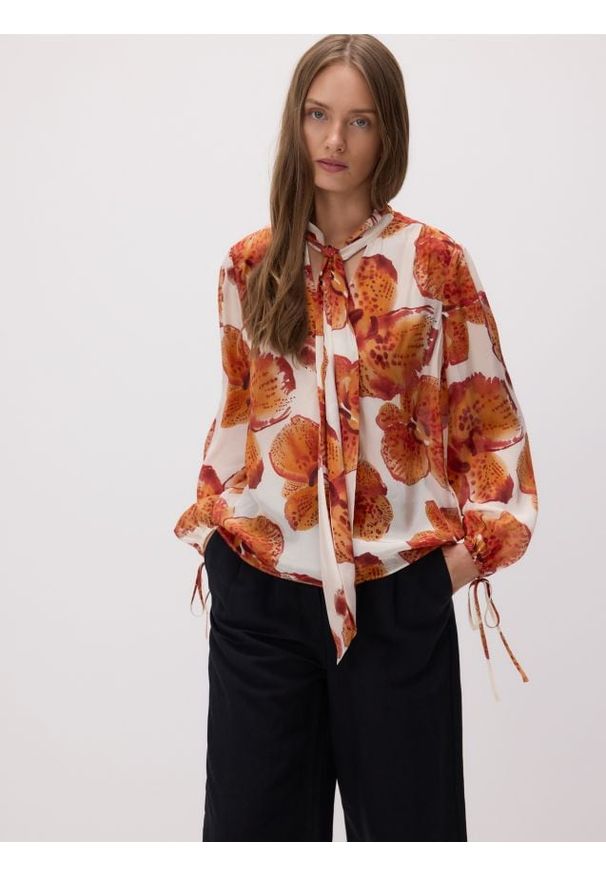 Reserved - Wiskozowa koszula z wiązaniem - wielobarwny. Materiał: wiskoza