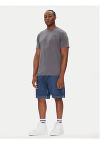 DC T-Shirt ADYZT05458 Szary Heritage Fit. Kolor: szary. Materiał: bawełna