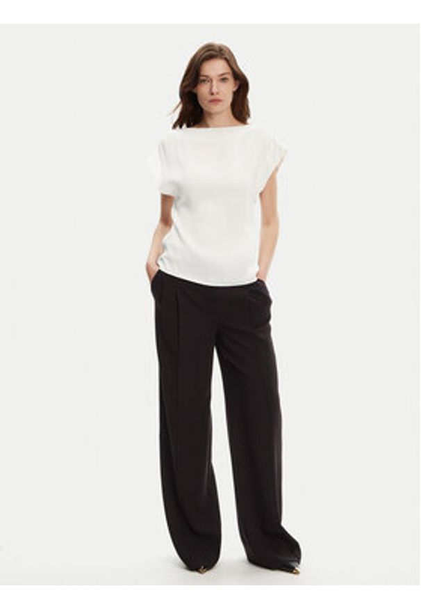 BOSS Bluzka Bavati 50541815 Écru Regular Fit. Materiał: wiskoza