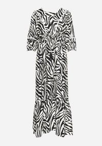 Born2be - Czarno-Biała Sukienka z Bawełny i Wiskozy w Abstrakcyjne Paski ze Sznurkiem w Talii Navarae. Okazja: na co dzień. Kolor: czarny. Materiał: bawełna, wiskoza. Wzór: paski. Typ sukienki: proste. Styl: wizytowy, casual #6