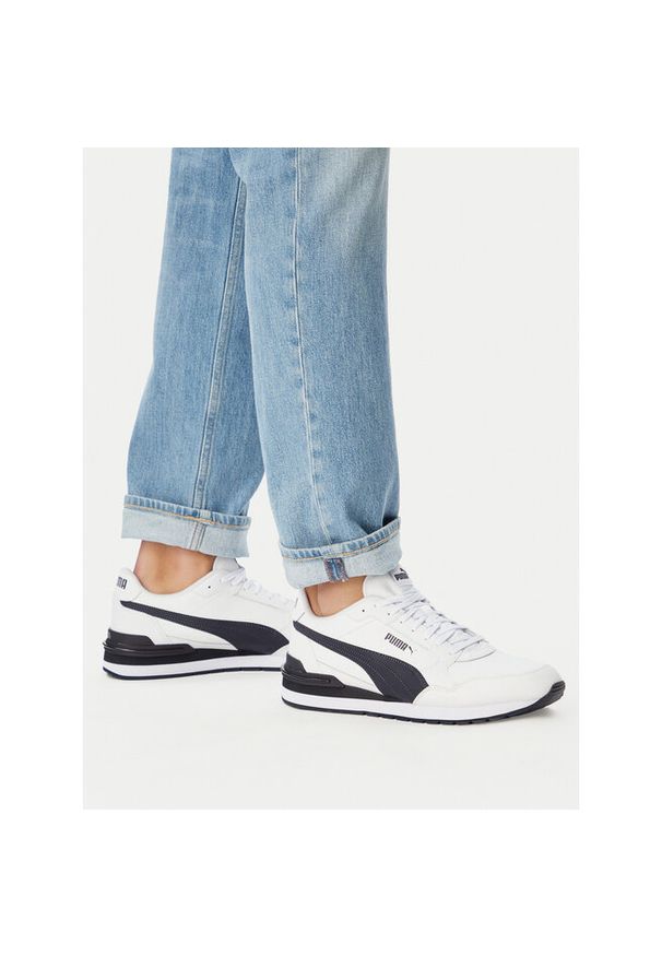 Sneakersy Puma. Kolor: biały