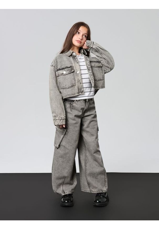 Sinsay - Jeansy wide leg z efektem sprania - szary. Kolor: szary