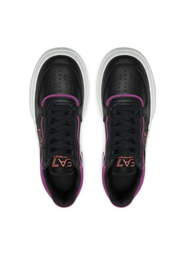 EA7 Emporio Armani Sneakersy X8X173 XK374 U024 Czarny. Kolor: czarny. Materiał: skóra