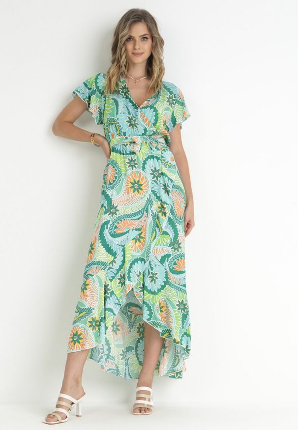 Born2be - Zielona Bawełniana Sukienka Maxi z Kopertowym Dekoltem i Materiałowym Paskiem Nadalynn. Kolor: zielony. Materiał: bawełna, materiał. Sezon: wiosna, lato. Typ sukienki: kopertowe. Długość: maxi