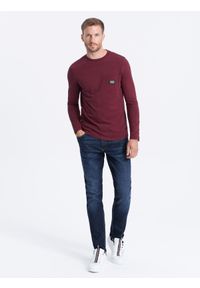 Ombre Clothing - Longsleeve męski z kieszonką - bordowy V2 L156 - XXL. Kolor: czerwony. Materiał: materiał, bawełna. Długość rękawa: długi rękaw. Wzór: aplikacja #4