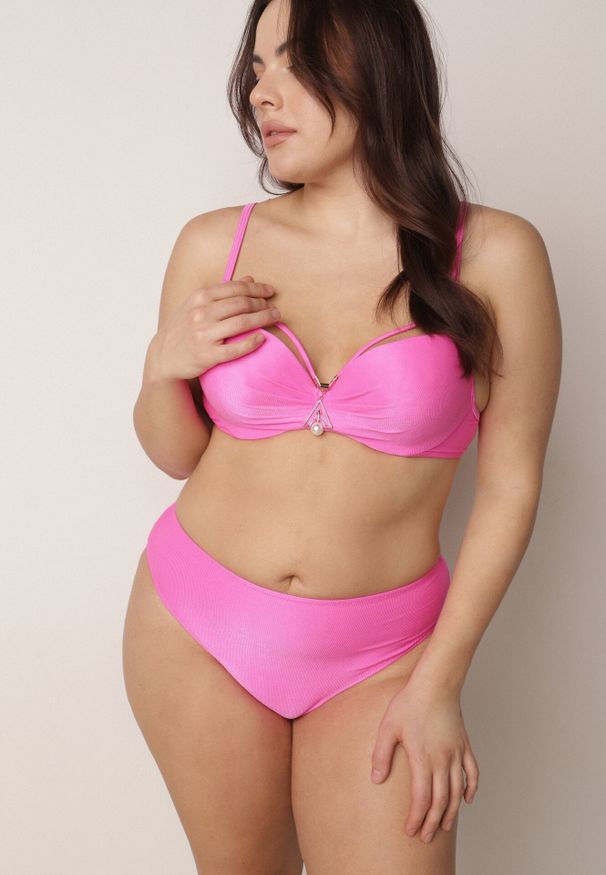 Born2be - Różowe Bikini Majtki Figi i Biustonosz z Paskami i Perłową Aplikacją Cahresha. Kolor: różowy. Wzór: aplikacja