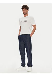 TOMMY HILFIGER - Tommy Hilfiger T-Shirt Brand Love MW0MW40324 Biały Regular Fit. Kolor: biały. Materiał: bawełna #5