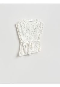 Reserved - Asymetryczny top - biały. Kolor: biały. Materiał: tkanina. Styl: klasyczny #1