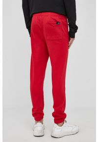 GAP spodnie x Disney męskie kolor czerwony z nadrukiem. Kolor: czerwony. Wzór: nadruk, motyw z bajki #4