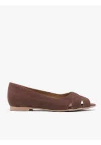 Ryłko - Brązowe baleriny peep toe. Okazja: na co dzień. Nosek buta: otwarty. Kolor: brązowy. Materiał: welur, skóra. Szerokość cholewki: normalna. Sezon: lato, wiosna. Styl: elegancki, street, casual #1