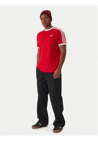 Adidas - adidas T-Shirt 3-Stripes KE3535 Czerwony Regular Fit. Kolor: czerwony. Materiał: bawełna #5