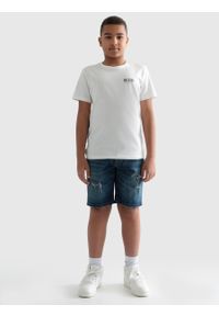 Big-Star - Koszulka chłopięca z niewielkim logo na piersi biała Tesser 100. Kolor: biały. Materiał: jeans, dzianina, skóra. Wzór: nadruk, gładki. Styl: młodzieżowy, klasyczny, sportowy #4