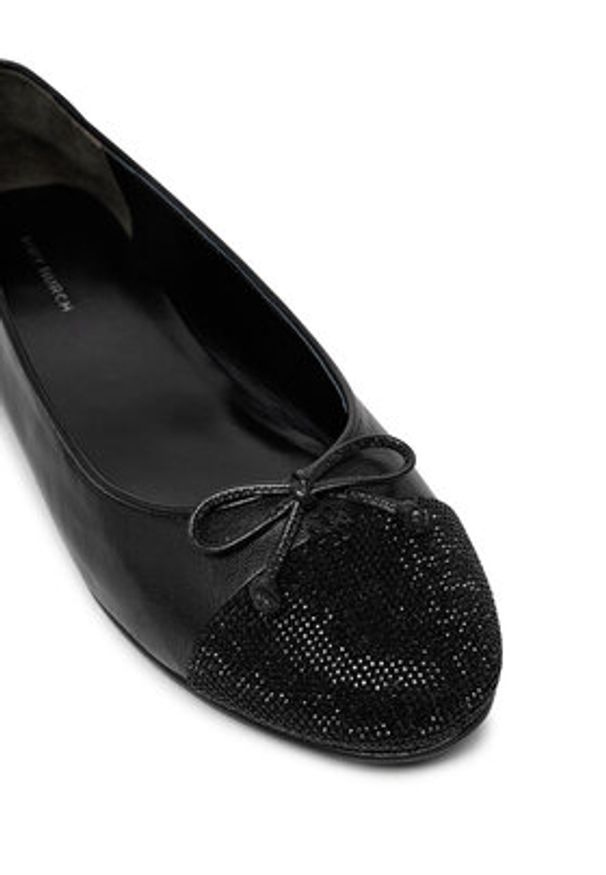Tory Burch Baleriny Cap-Toe Pave Ballet 166214 Czarny. Kolor: czarny. Materiał: skóra