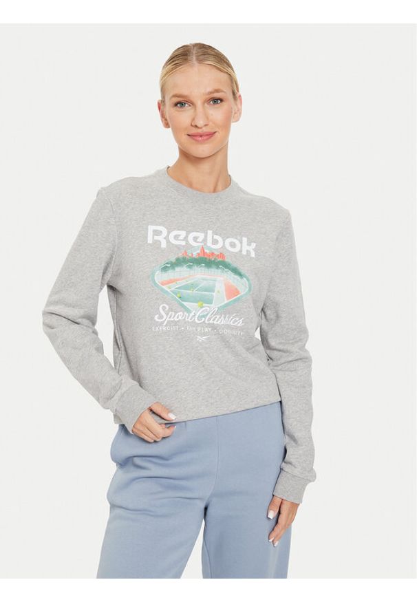 Reebok Bluza Court Sport FT Craw 100076214 Szary Regular Fit. Kolor: szary. Materiał: bawełna. Styl: sportowy