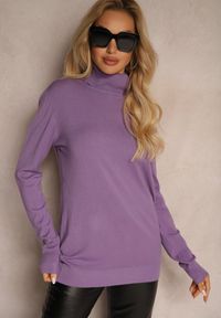 Renee - Fioletowy Klasyczny Golf Longsleeve z Dodatkiem Wiskozy Leriona. Typ kołnierza: golf. Kolor: fioletowy. Materiał: wiskoza. Długość rękawa: długi rękaw. Styl: klasyczny