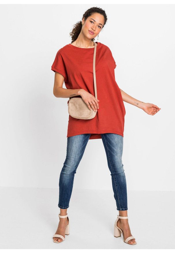 bonprix - Długi T-shirt z czystej bawełny. Kolor: czerwony. Materiał: bawełna. Długość rękawa: krótki rękaw. Długość: długie
