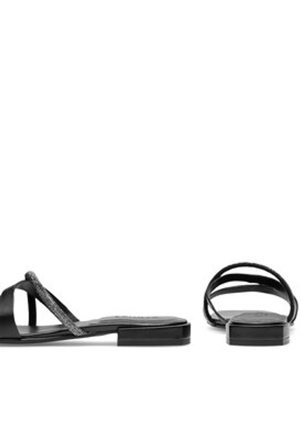 Badura Klapki BRITTOLI-A022-01 Czarny. Kolor: czarny. Materiał: skóra