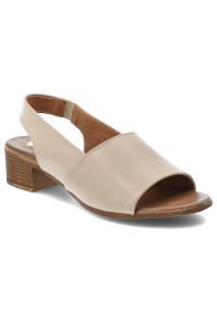 Sandały damskie Armodo, cholewka ze skóry naturalnej licowej z szerokim paskiem z przodu na kwadratowym obcasie, beżowe, 40518. Zapięcie: pasek. Kolor: beżowy. Materiał: skóra. Obcas: na obcasie. Wysokość obcasa: średni #1