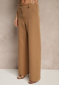 Renee - Brązowe Spodnie Garniturowe High Waist Viviorea. Okazja: na spotkanie biznesowe. Stan: podwyższony. Kolor: brązowy. Styl: biznesowy, klasyczny