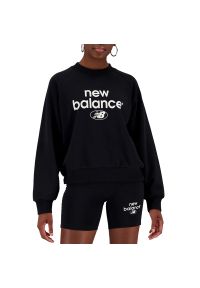 Bluza New Balance WT31508BK - czarna. Okazja: na spacer, na co dzień. Kolor: czarny. Materiał: materiał, bawełna, poliester. Długość rękawa: raglanowy rękaw. Wzór: aplikacja. Styl: casual, klasyczny, sportowy. Sport: turystyka piesza #1