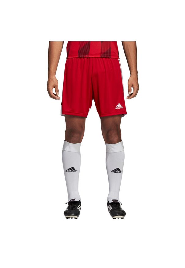 Adidas - Krótkie spodenki piłkarskie adidas Tastigo 19 Męskie. Kolor: biały, czerwony, wielokolorowy. Długość: krótkie. Sport: piłka nożna