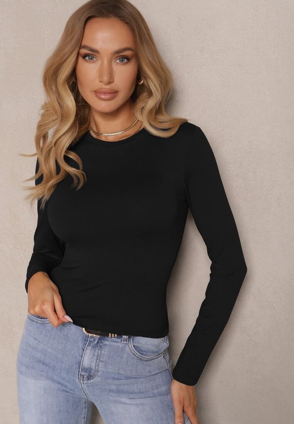 Renee - Czarna Bluzka Longsleeve z Bawełny Avelfia. Okazja: na co dzień. Kolor: czarny. Materiał: bawełna. Długość rękawa: długi rękaw. Styl: casual, elegancki