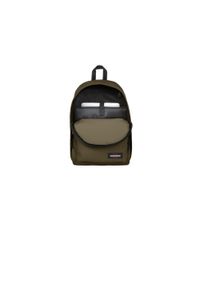 Plecak Eastpak Out Of Office. Kolor: zielony. Styl: biznesowy, casual